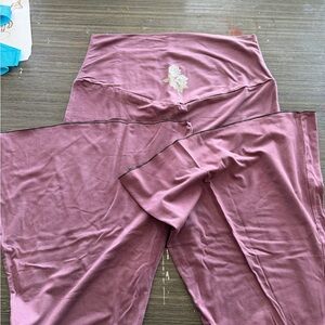 Purusha People Flares Mauve Floral-Embroidered Women's Yoga Pants